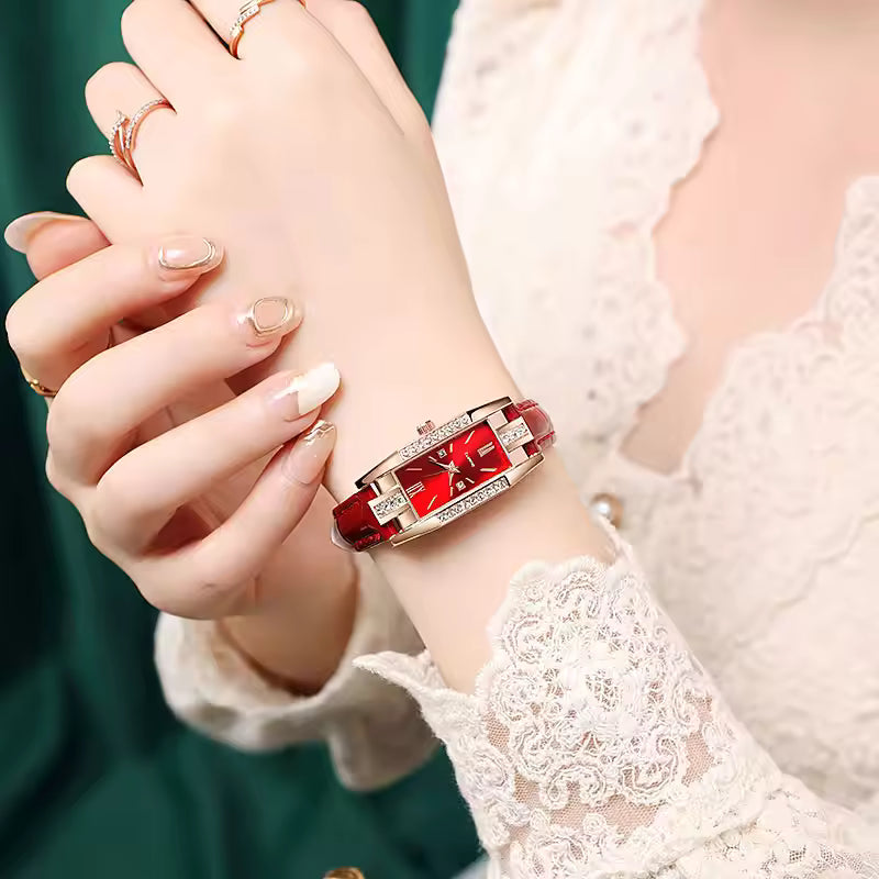 ساعة نسائية أنيقة